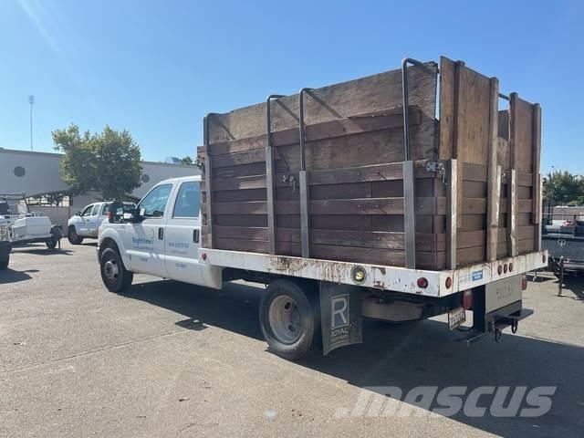 Ford F-350 Camion plateau