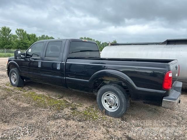 Ford F-350 Autre fourgon / utilitaire