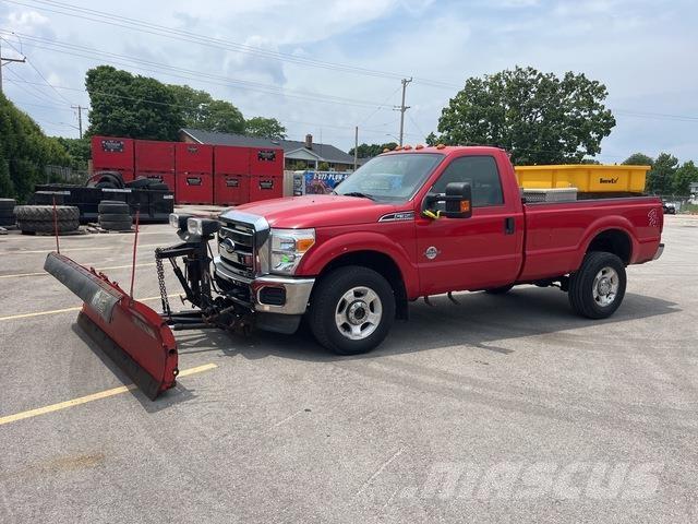 Ford F-350 Autre fourgon / utilitaire