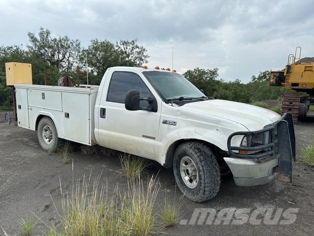 Ford F-350 Utilitaire benne