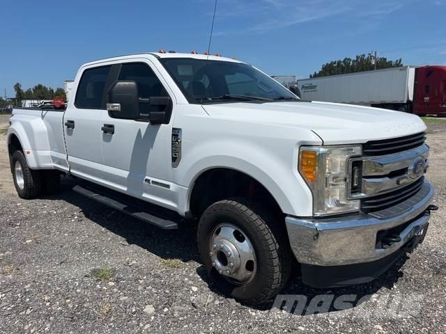 Ford F-350 Autre fourgon / utilitaire
