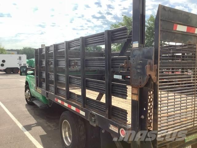 Ford F-350 Camion plateau