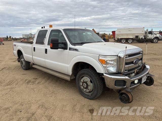 Ford F-350 Utilitaire benne