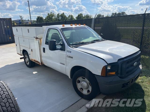 Ford F-350 Utilitaire benne