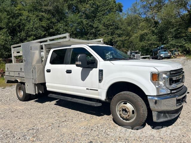 Ford F-350 Utilitaire benne