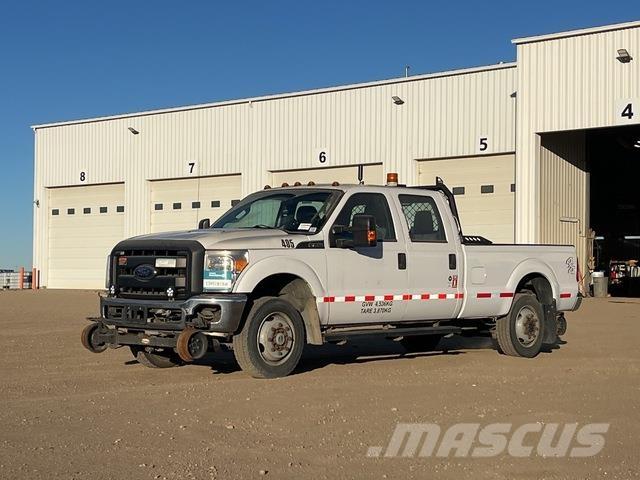Ford F-350 Utilitaire benne