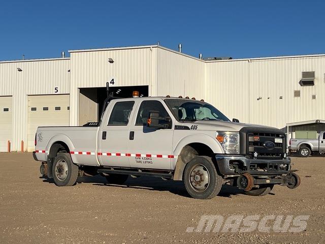 Ford F-350 Utilitaire benne