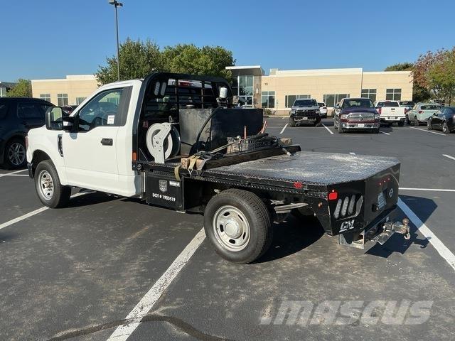 Ford F-350 Camion plateau