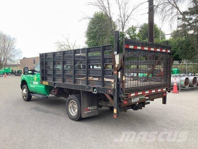 Ford F-350 Camion plateau