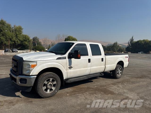 Ford F-350 Utilitaire benne