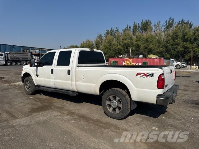 Ford F-350 Utilitaire benne