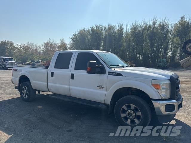 Ford F-350 Utilitaire benne