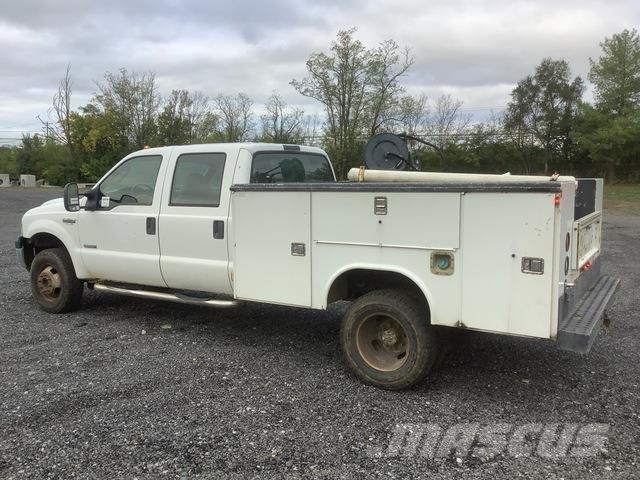 Ford F-350 Utilitaire benne