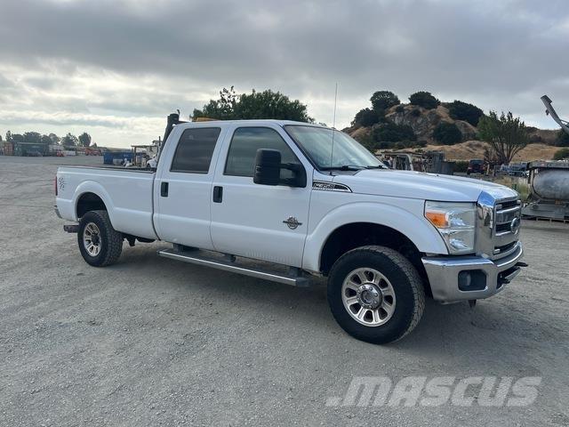 Ford F-350 Utilitaire benne