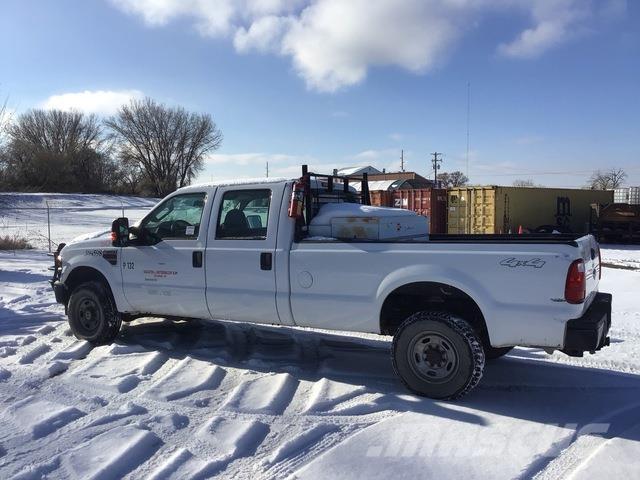 Ford F-350 Utilitaire benne