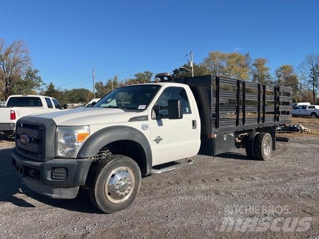 Ford F-450 Camion plateau