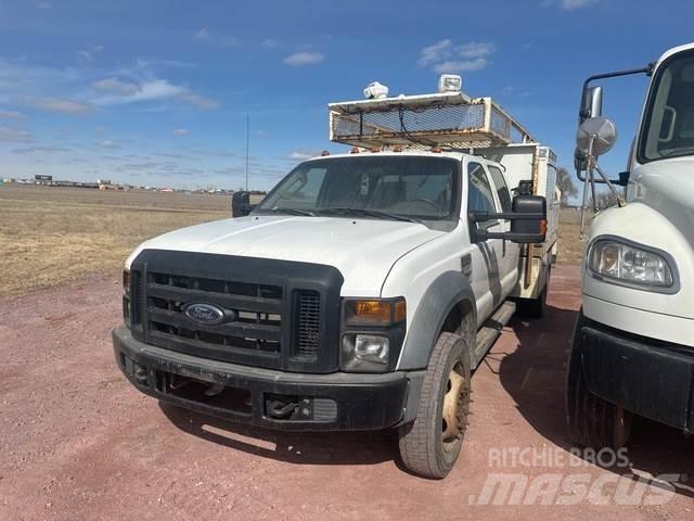 Ford F-450 Utilitaire benne