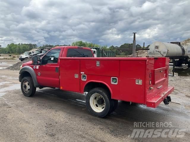 Ford F-450 Utilitaire benne