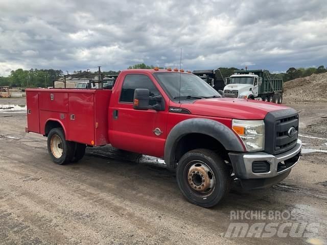 Ford F-450 Utilitaire benne