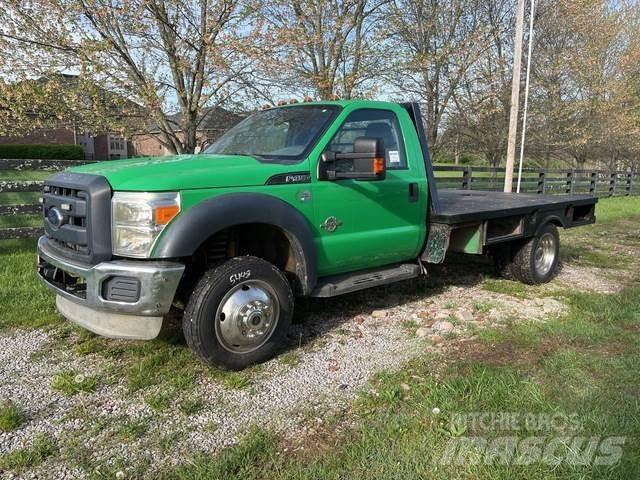 Ford F-450 Camion plateau