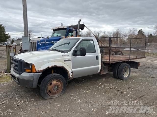 Ford F-450 Camion plateau