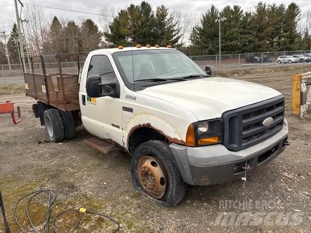 Ford F-450 Camion plateau