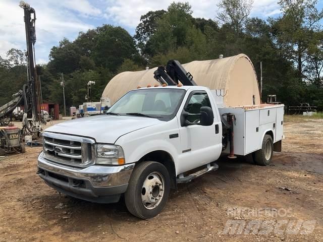 Ford F-450 Utilitaire benne