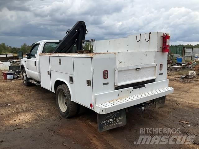 Ford F-450 Utilitaire benne