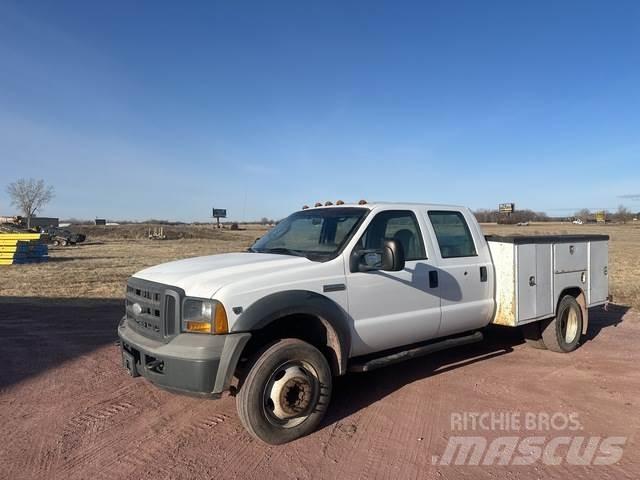Ford F-450 Utilitaire benne