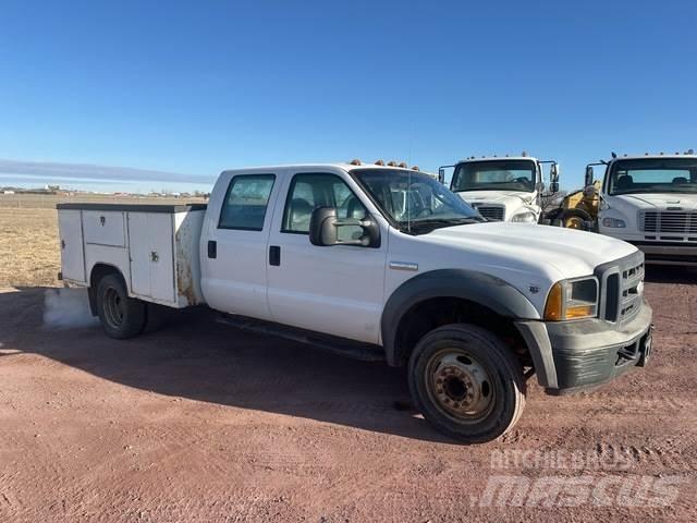 Ford F-450 Utilitaire benne