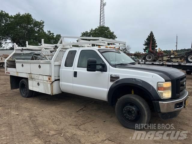 Ford F-450 Utilitaire benne