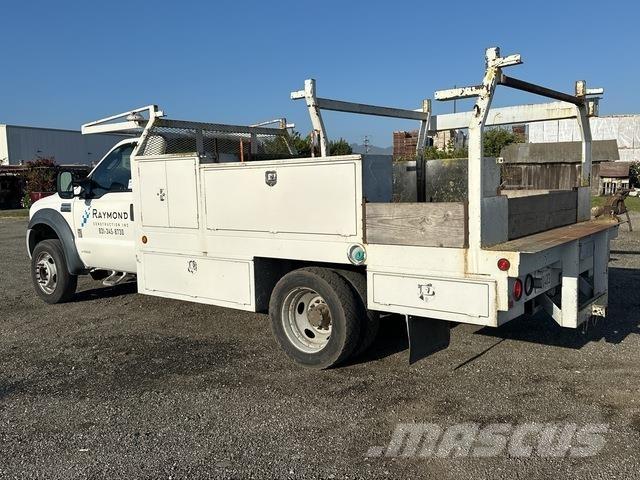 Ford F-450 Utilitaire benne
