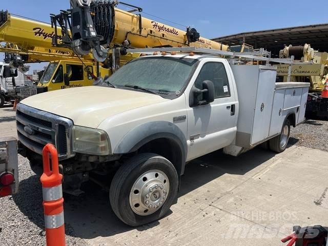 Ford F-450 Utilitaire benne