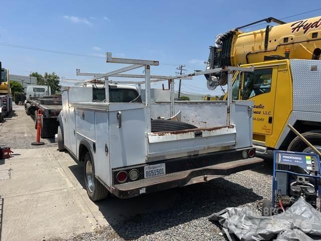 Ford F-450 Utilitaire benne