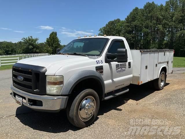 Ford F-450 Camions et véhicules municipaux