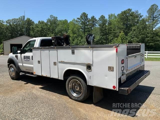 Ford F-450 Camions et véhicules municipaux