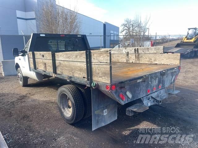 Ford F-450 Camion plateau