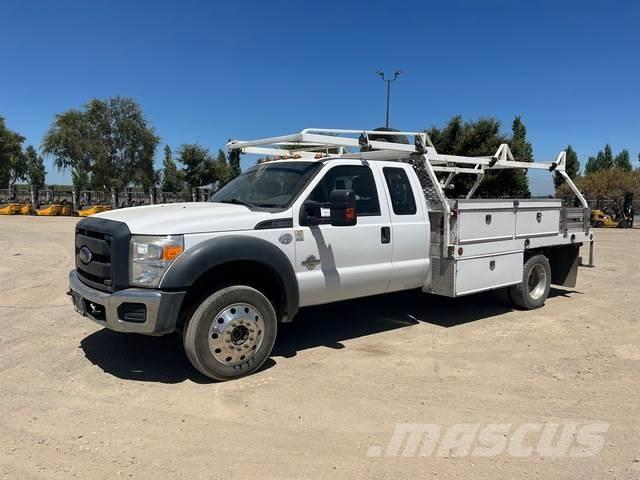 Ford F-450 Camion plateau