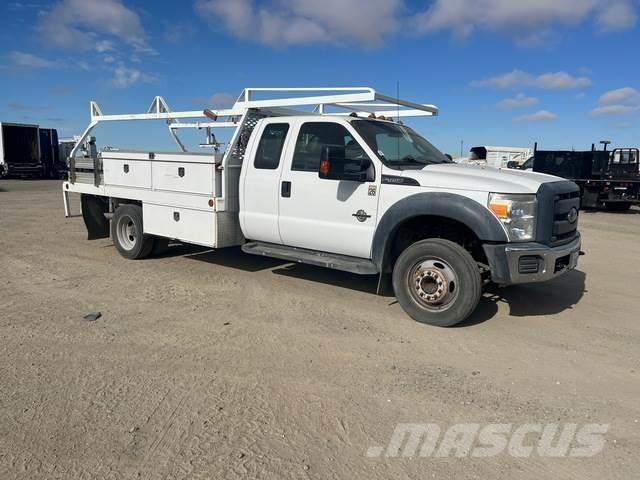 Ford F-450 Camion plateau