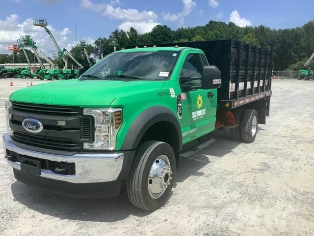Ford F-450 Camion plateau