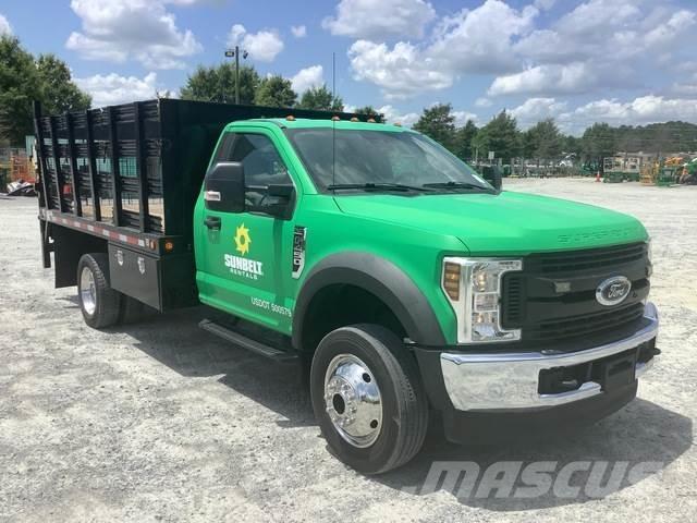 Ford F-450 Camion plateau