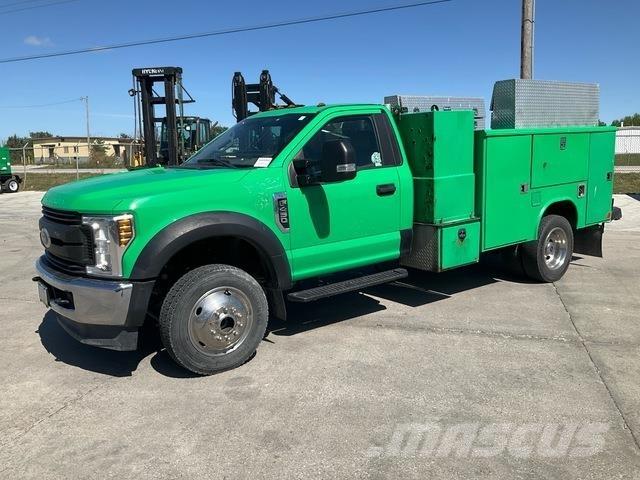 Ford F-450 Camions et véhicules municipaux