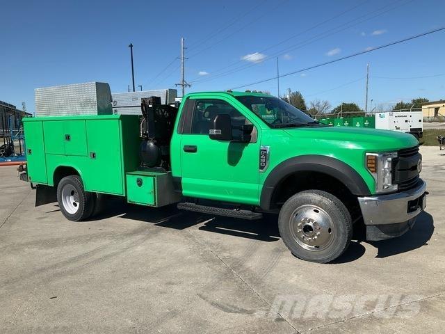 Ford F-450 Camions et véhicules municipaux