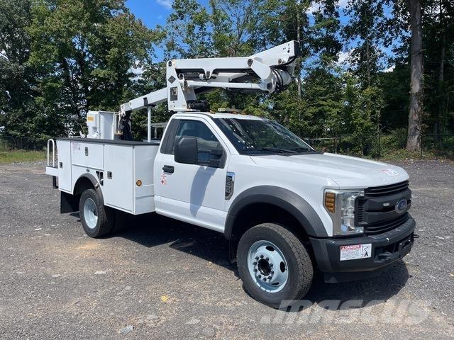 Ford F-450 Camion nacelle