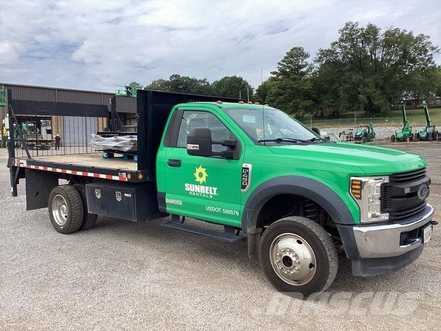 Ford F-450 Camion plateau