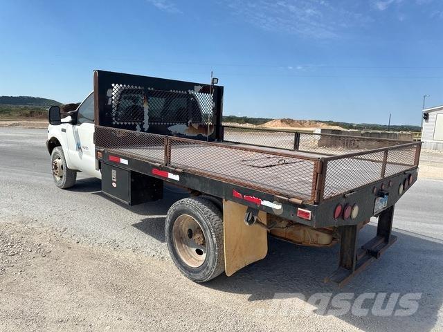 Ford F-450 Camion plateau