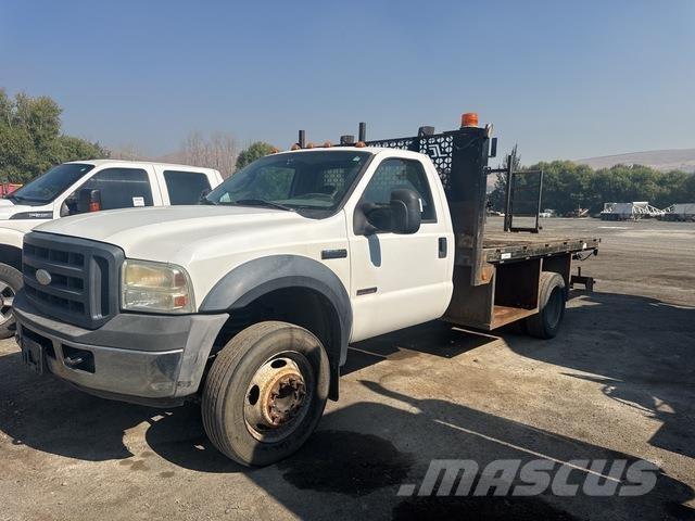 Ford F-450 Camion plateau