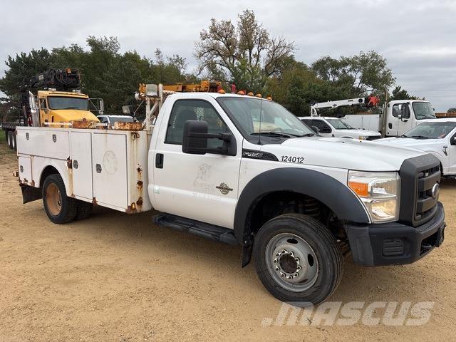Ford F-450 Utilitaire benne