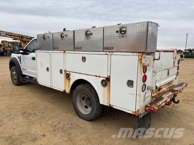 Ford F-450 Utilitaire benne