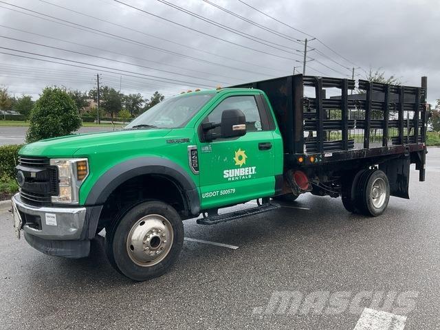 Ford F-450 Camion plateau